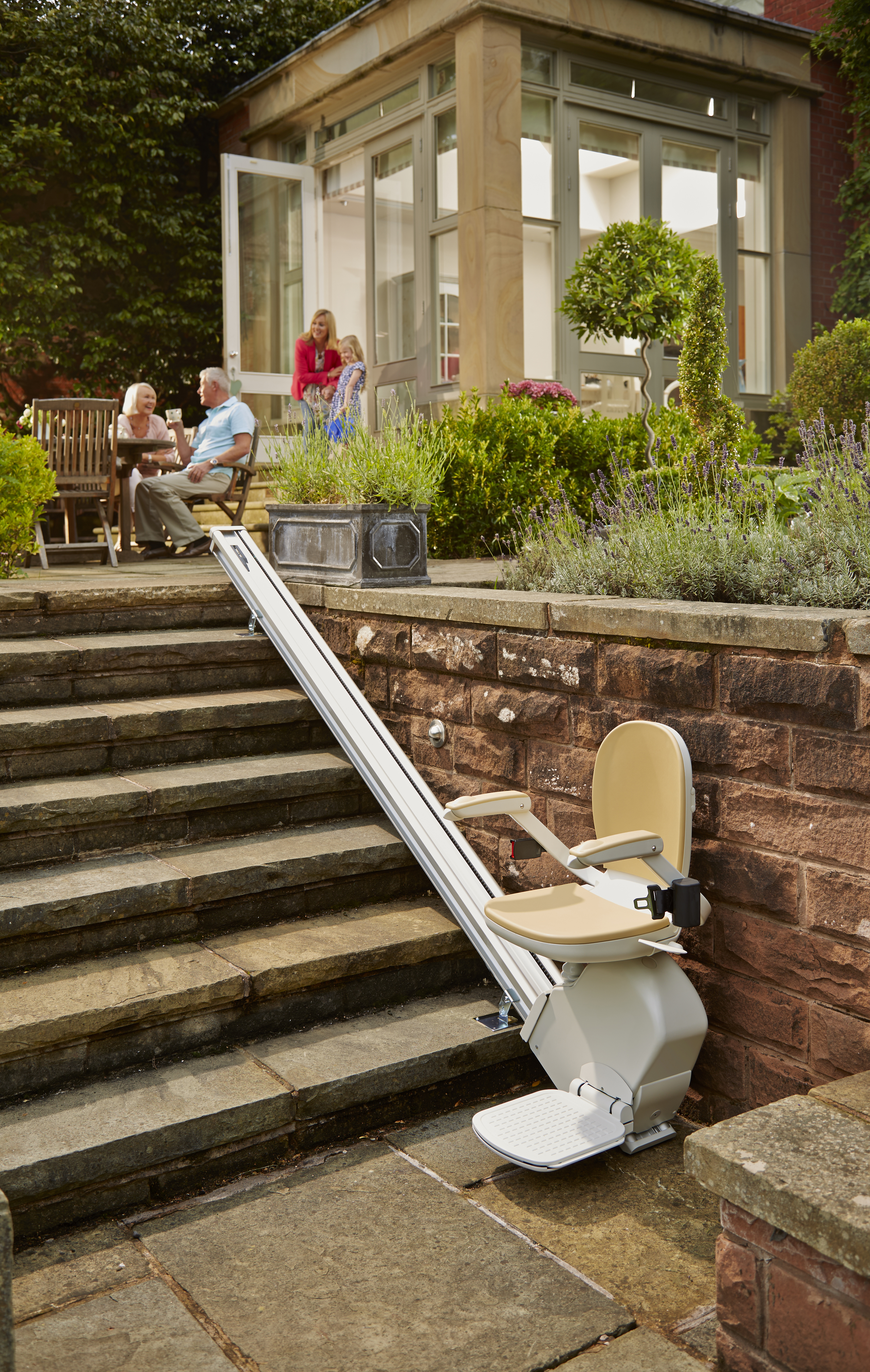 Curved stairlift